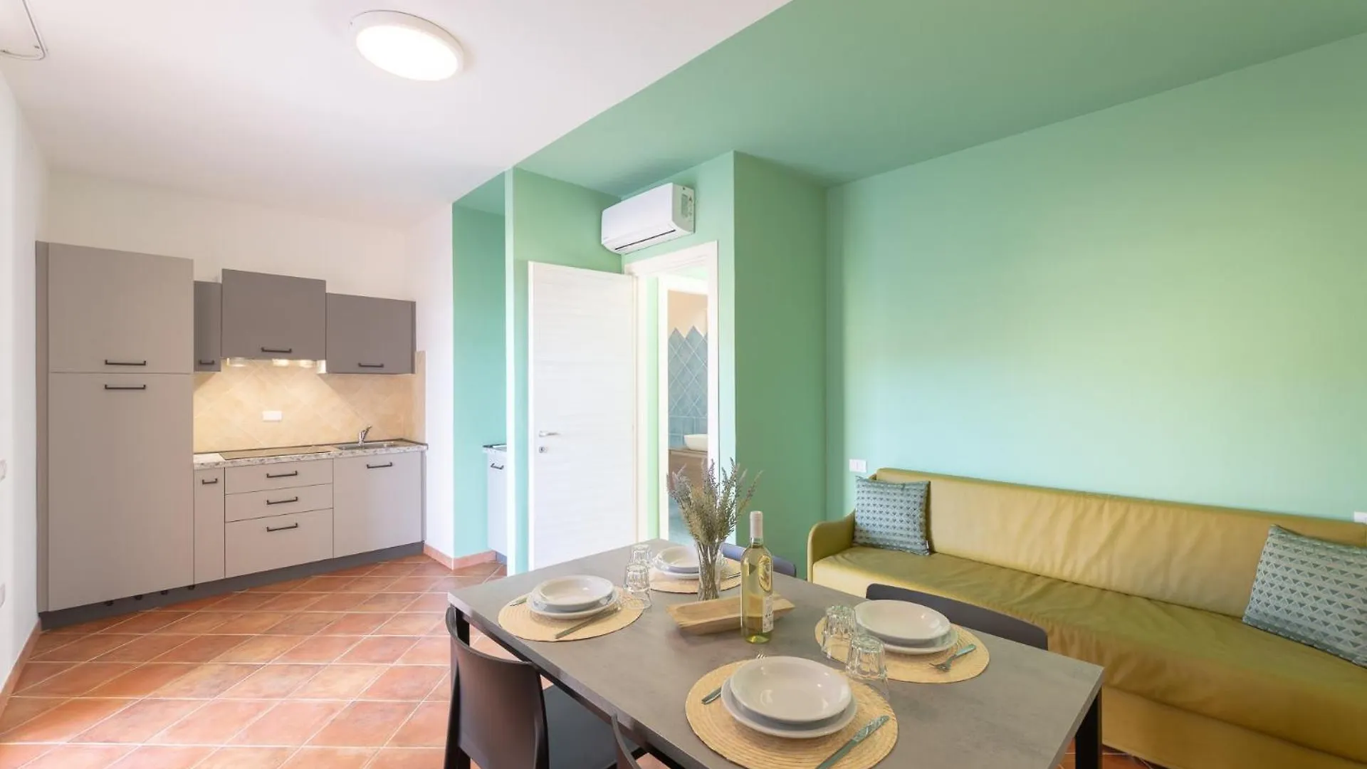 Aparthotel Residence Rocce Rosse Isola Rossa  Italy